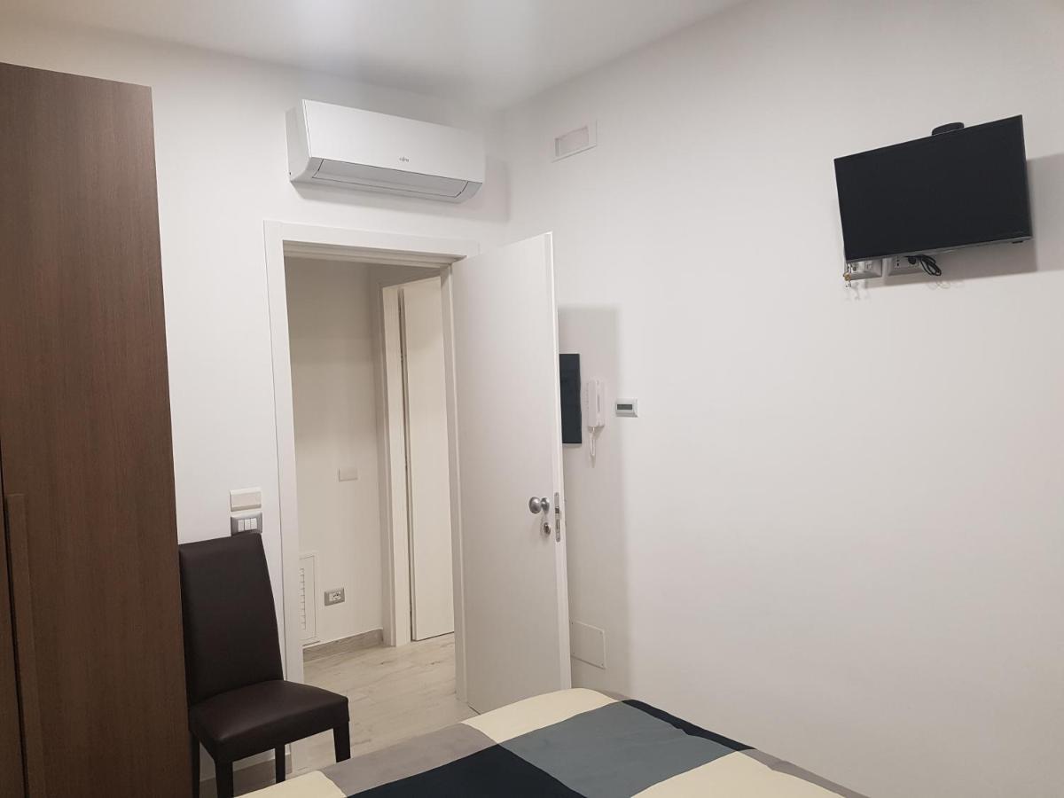 Guest House Via Milano Catanzaro Exterior foto